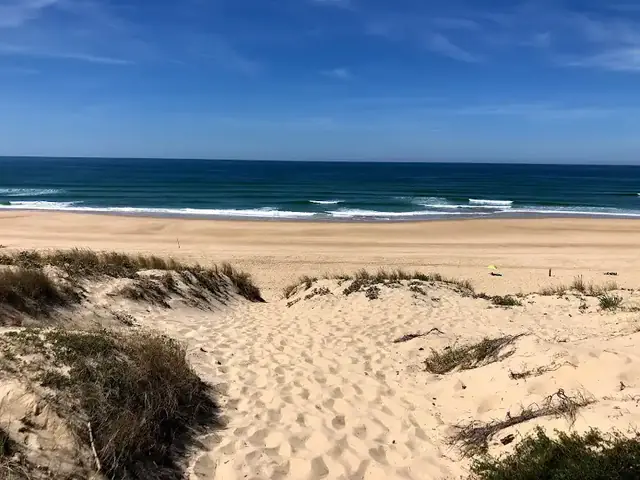 Plage De La Garonne